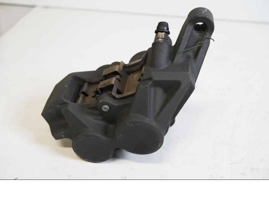 Baksidan på Bromsok från en Yamaha MT-07 -2014 motorcykel.