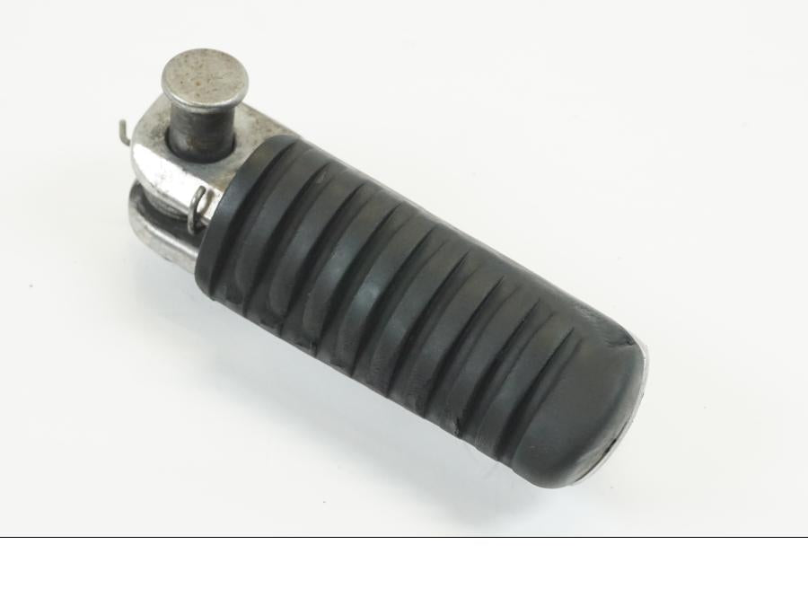 Höger sida på Fotpinne från en Kawasaki ZX-12R -2000 motorcykel.