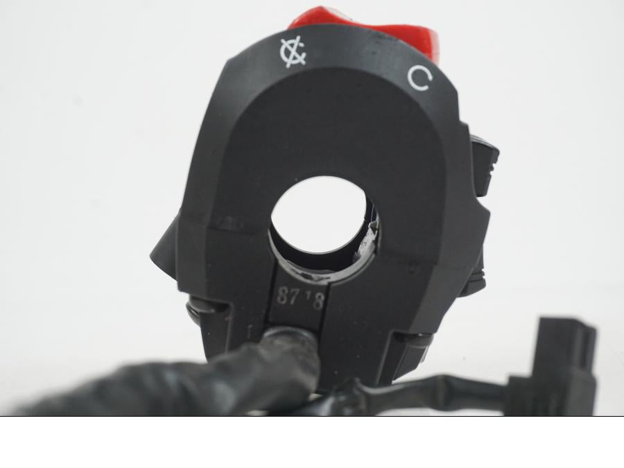 Extrabild4 på Styrelreglage från en Suzuki GSX-R 750 -2009 motorcykel.