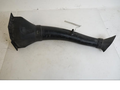 Baksidan på Luftburksnorkel från en BMW K 1200 S -2007 motorcykel.