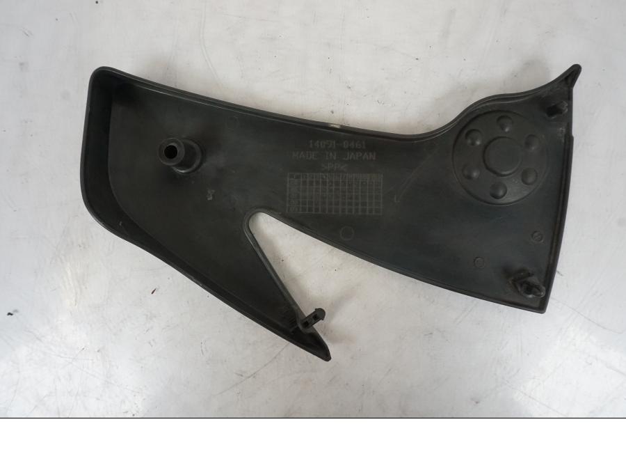 Höger sida på Ramskydd från en Kawasaki ER-6N -2008 motorcykel.