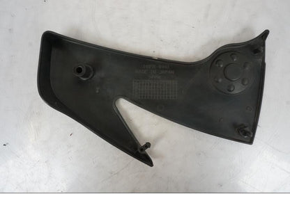 Höger sida på Ramskydd från en Kawasaki ER-6N -2008 motorcykel.