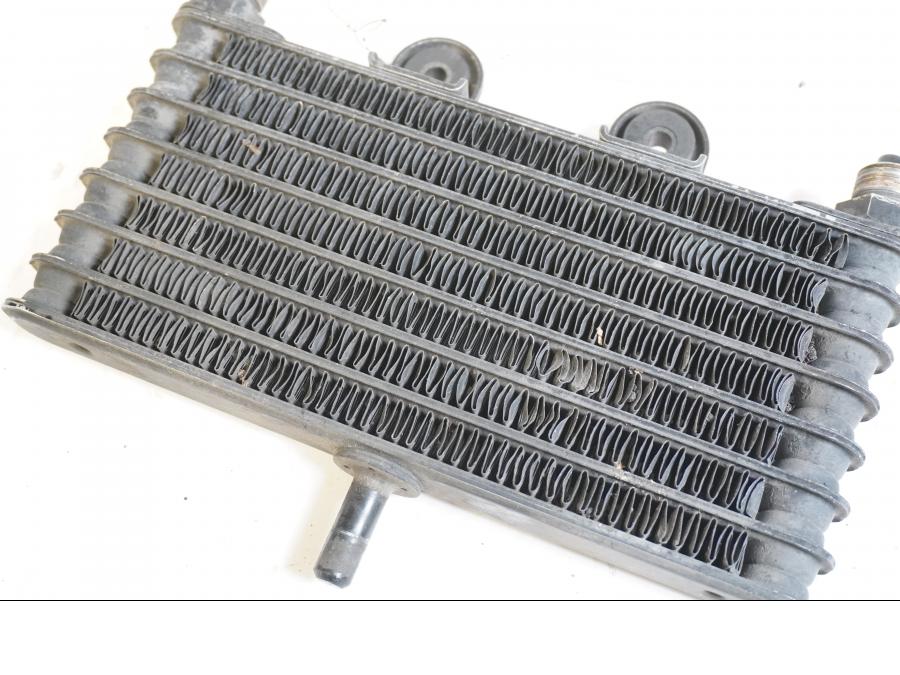 Baksidan på Oljekyl från en Yamaha XJ 900 -1983 motorcykel.