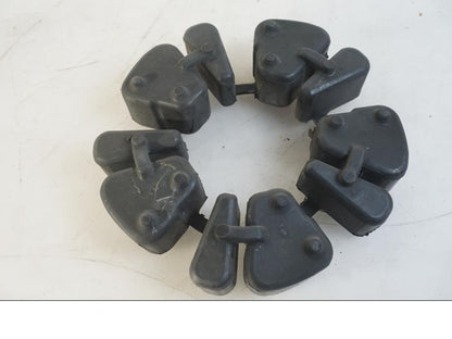 Baksidan på Ryckutjämnare från en Indian Chieftain Dark Horse -2019 motorcykel.