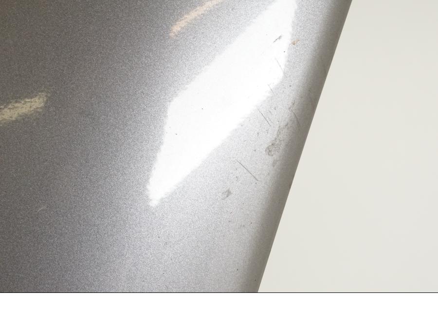 Snett uppifrån på Sidkåpa från en Honda ST 1300 -2002 motorcykel.