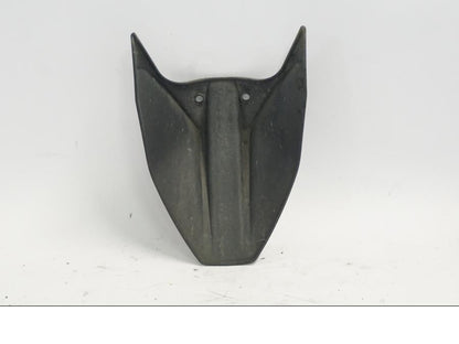 Vänster sida på Svingskärm från en KTM 790 Duke -2018 motorcykel.