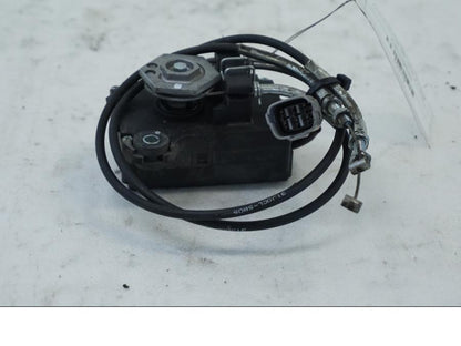 Framsidan på Avgasspjällmotor från en Suzuki DL 1000 -2016 motorcykel.