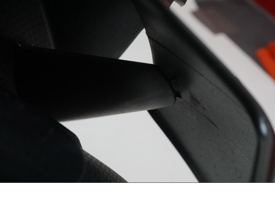 Extrabild2 på Sidkåpa från en Aprilia RS 660 -2022 motorcykel.