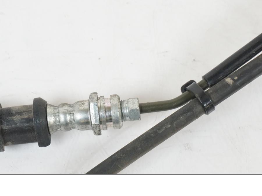 Extrabild2 på Bromsledning från en Suzuki VZR 1800 -2009 motorcykel.