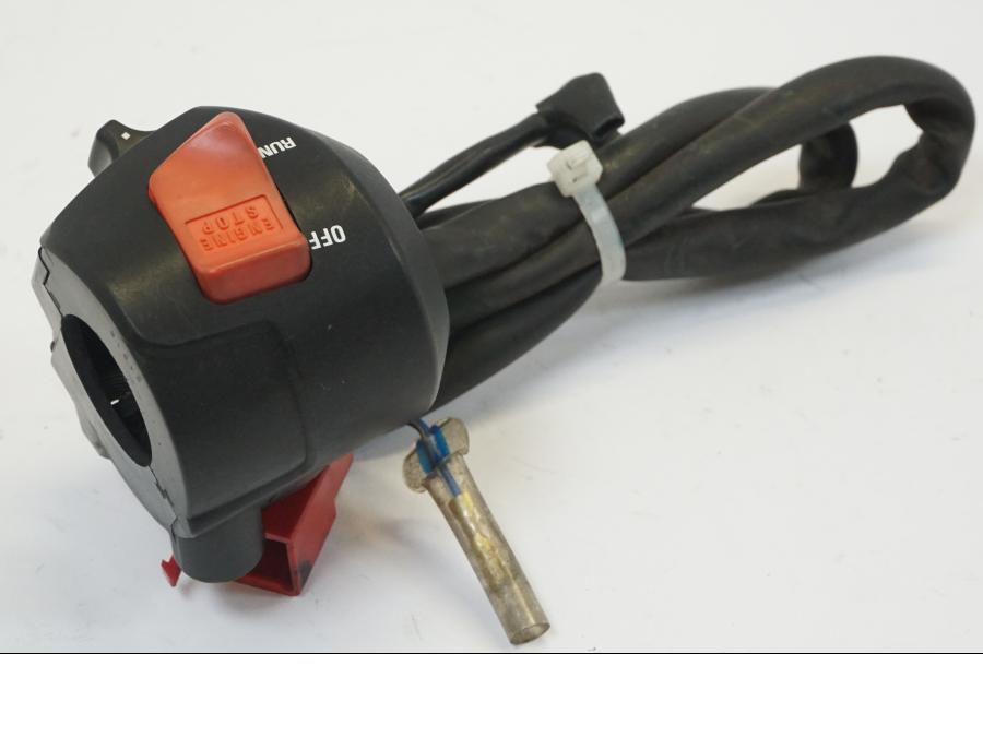 Höger sida på Styrelreglage från en Honda CB 750 SF -1993 motorcykel.