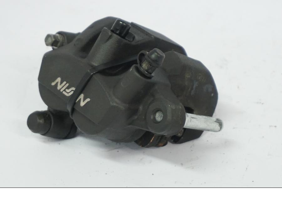 Höger sida på Bromsok från en Honda CB 500 X -2015 motorcykel.