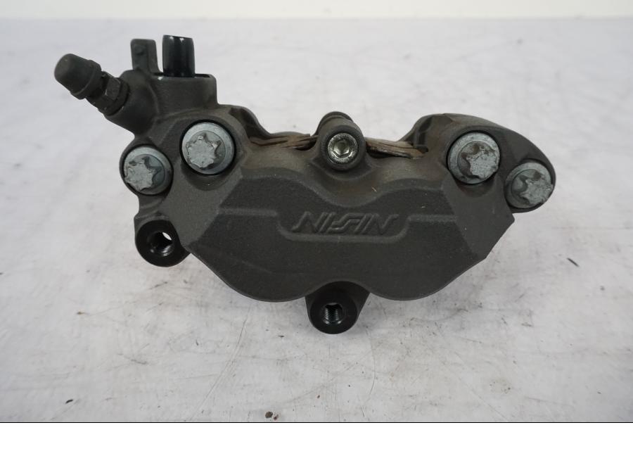 Baksidan på Bromsok från en Kawasaki Z 800 -2014 motorcykel.