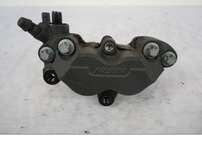 Baksidan på Bromsok från en Kawasaki Z 800 -2014 motorcykel.