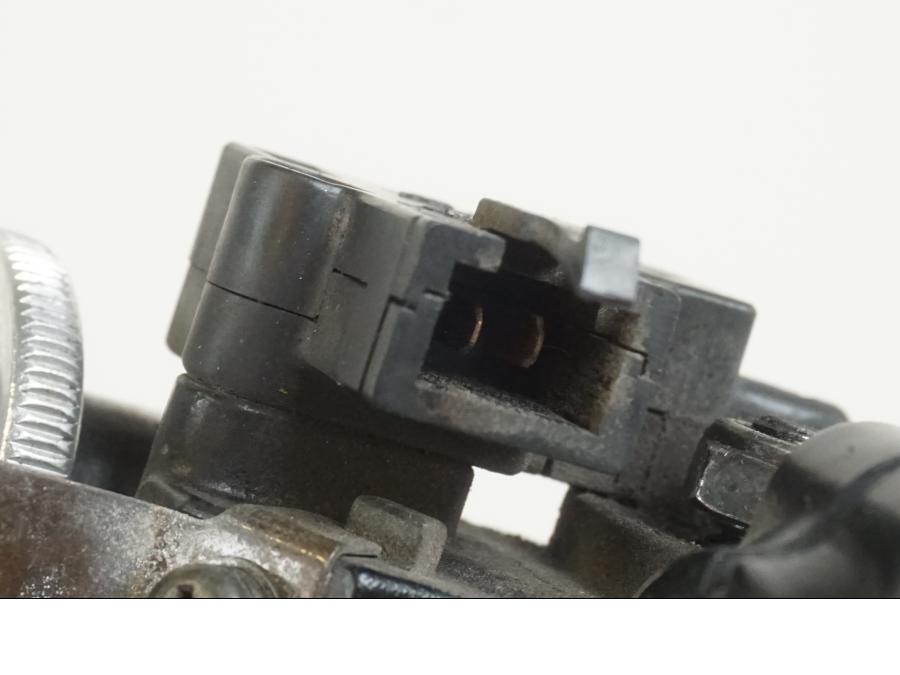 Extrabild1 på Kopplingsklo från en Suzuki GSX-R 1000 -2003 motorcykel.