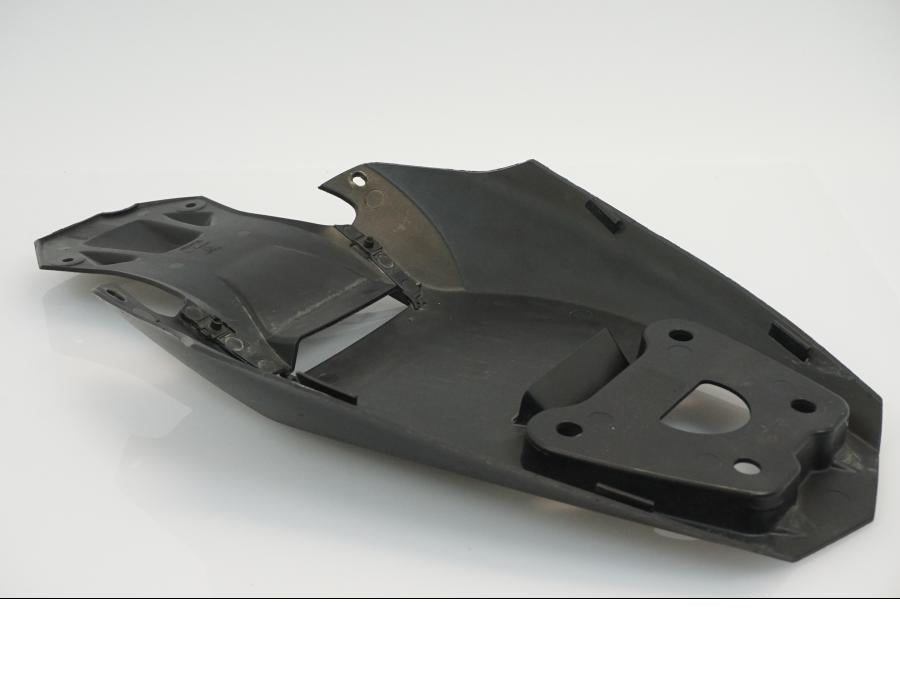 Höger sida på Undertail från en Ducati Streetfighter 1098 -2010 motorcykel.