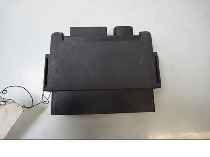 Baksidan på CDI / ECU från en Suzuki GSX-R 750 -1996 motorcykel.