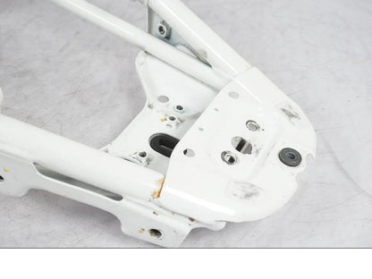 Baksidan på Bakram från en KTM 390 Duke -2018 motorcykel.