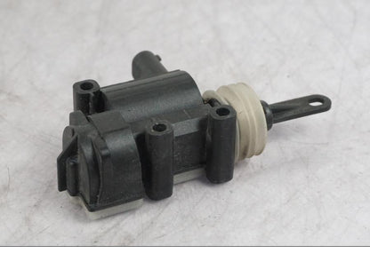 Höger sida på Lås från en BMW K 1600 GTL -2015 motorcykel.