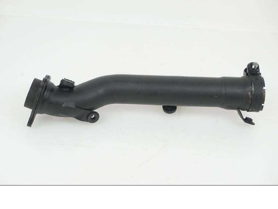 Baksidan på Mellanrör från en Suzuki GSX-R 1000 -2008 motorcykel.