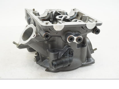 Extrabild5 på Topplock från en Ducati Hyperstrada -2013 motorcykel.