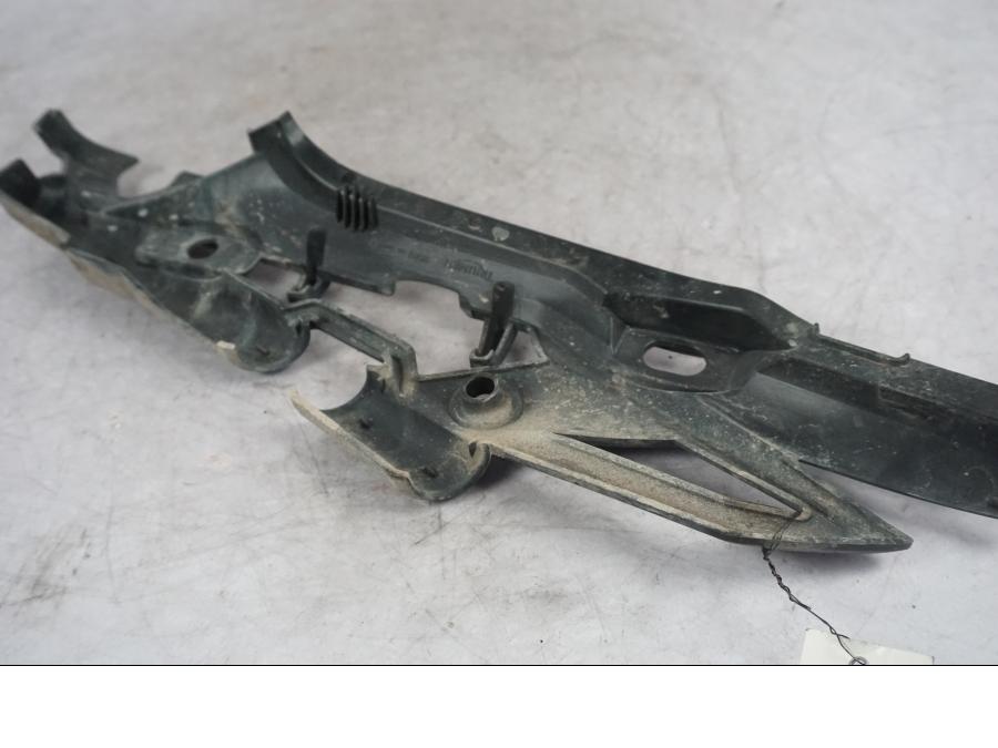 Vänster sida på Bromsljuskontakt från en Triumph Tiger Explorer -2016 motorcykel.