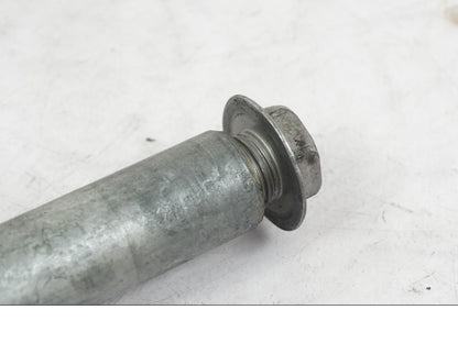 Höger sida på Axel från en Honda CBR 1000 RR -2004 motorcykel.