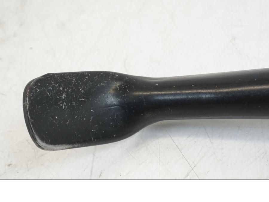 Höger sida på Sidostöd från en Yamaha YZF R7 -2022 motorcykel.