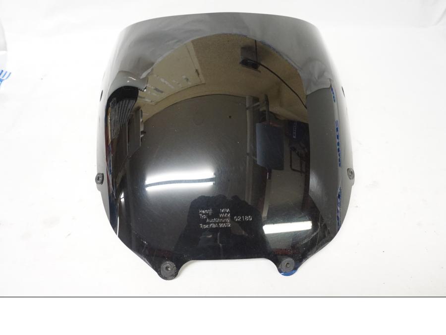 Framsidan på Vindruta från en Honda CBR 900 RR -1997 motorcykel.