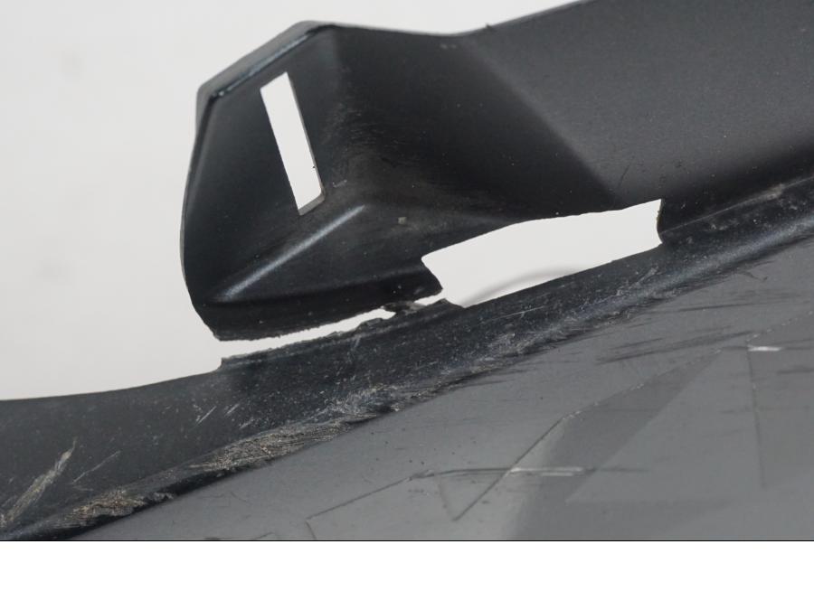 Snett uppifrån på Magkåpa från en Suzuki GSX-R 1000 -2007 motorcykel.