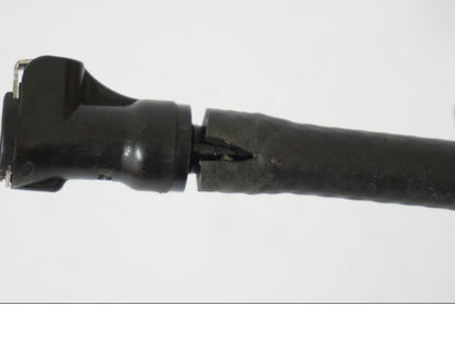 Vänster sida på Bensinpump insprut från en KTM 1190 Adventure -2014 motorcykel.