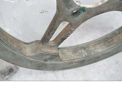 Vänster sida på Remdrev från en Kawasaki Z 400 -1983 motorcykel.