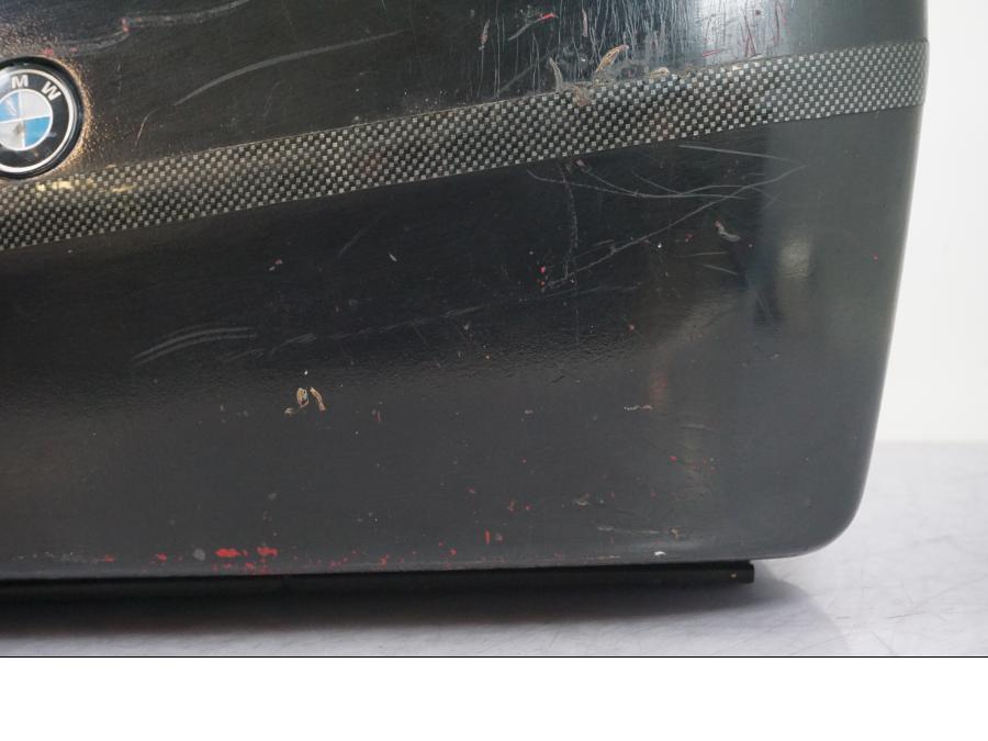 Vänster sida på Sidoväska från en BMW K 100 -1984 motorcykel.