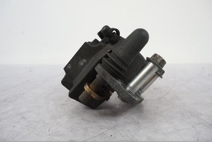 Snett uppifrån på Bromsok från en Kawasaki ER-6N -2008 motorcykel.