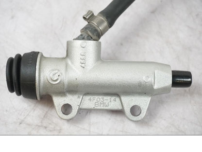 Vänster sida på Bromshuvudcylinder från en BMW K 1600 GTL -2015 motorcykel.