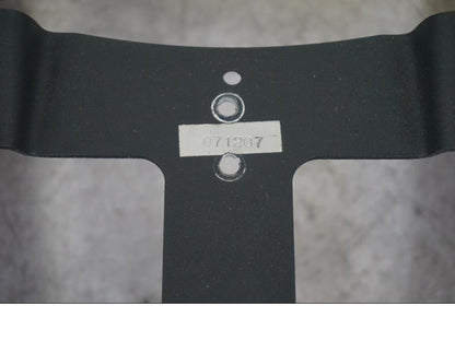 Snett nerifrån på Bakram från en Triumph Tiger -2009 motorcykel.