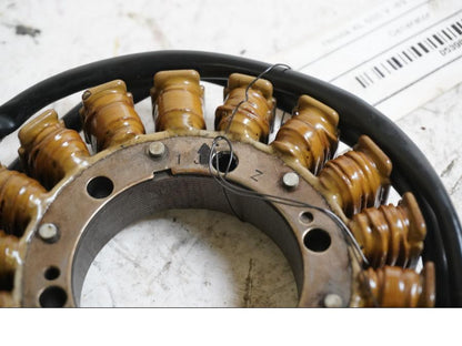 Baksidan på Generator från en Honda XL 600 V -1989 motorcykel.