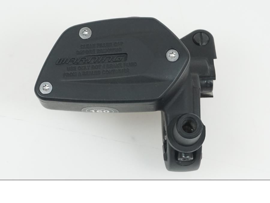 Framsidan på Bromshuvudcylinder från en BMW R NineT -2022 motorcykel.