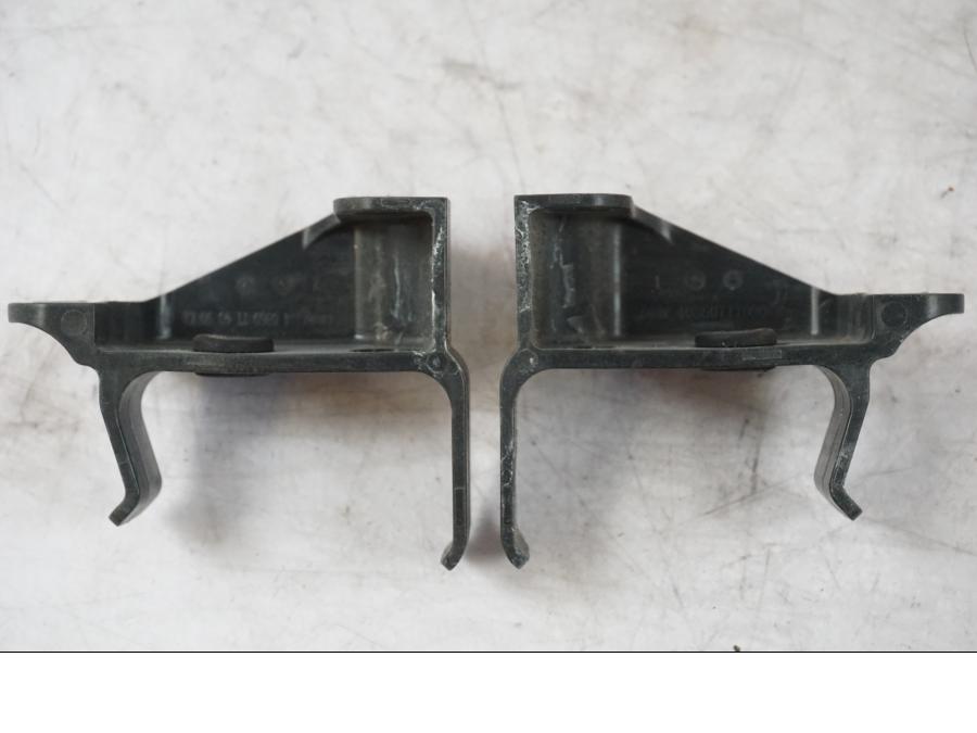 Höger sida på Bensintankfäste från en BMW K 1600 GTL -2015 motorcykel.