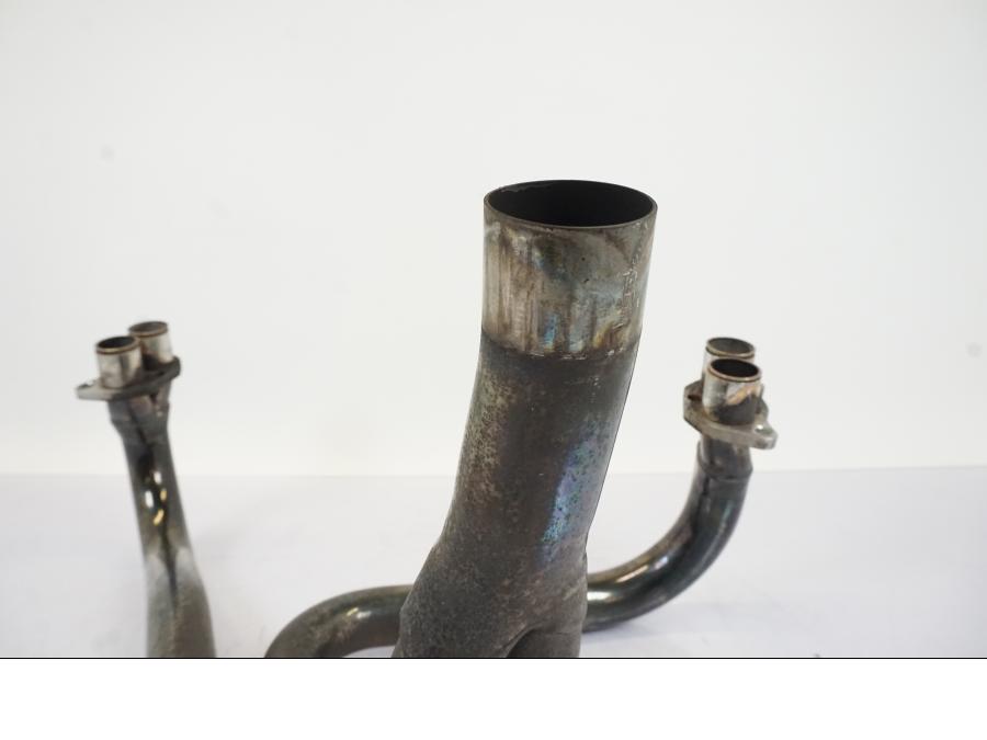 Vänster sida på Grenrör från en BMW R 1150 RS -2003 motorcykel.