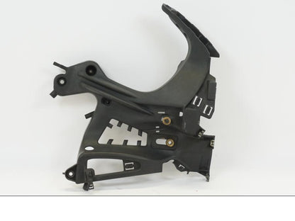 Framsidan på Toppkåpstag från en BMW K 1200 S -2006 motorcykel.