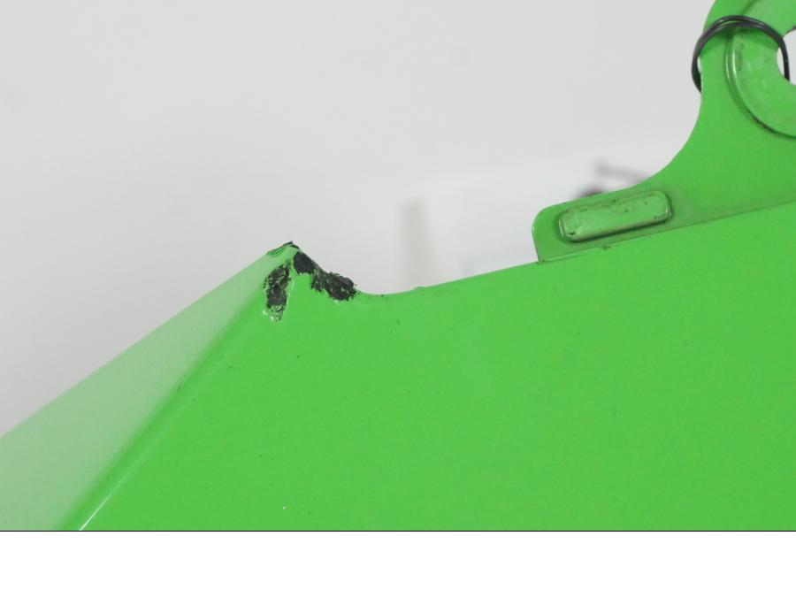 Snett uppifrån på Sidkåpa från en Kawasaki ZX-6R -2005 motorcykel.