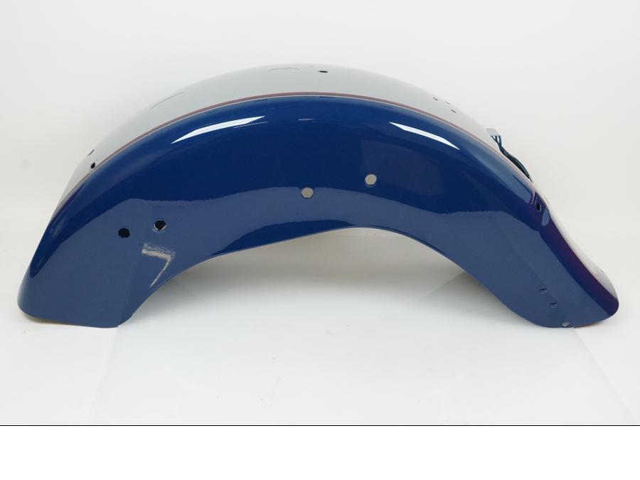 Baksidan på Bakskärm från en H-D FLHC -2023 motorcykel.