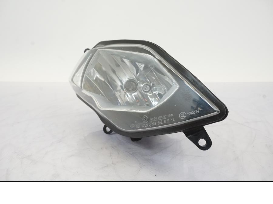 Höger sida på Strålkastare från en BMW S 1000 XR -2019 motorcykel.