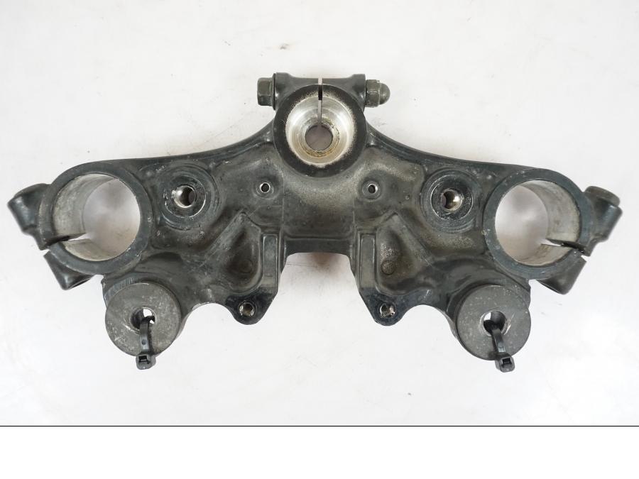 Snett uppifrån på Gaffelkrona från en Suzuki GSX 550 EF -1985 motorcykel.