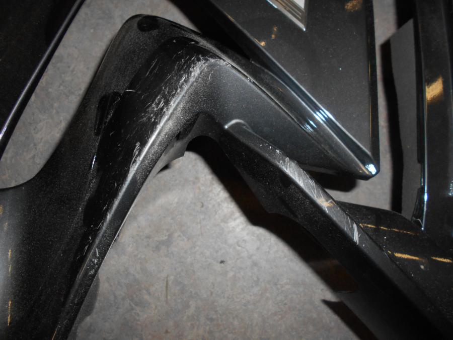 Baksidan på Sidkåpa från en Yamaha FJR 1300 -2013 motorcykel.