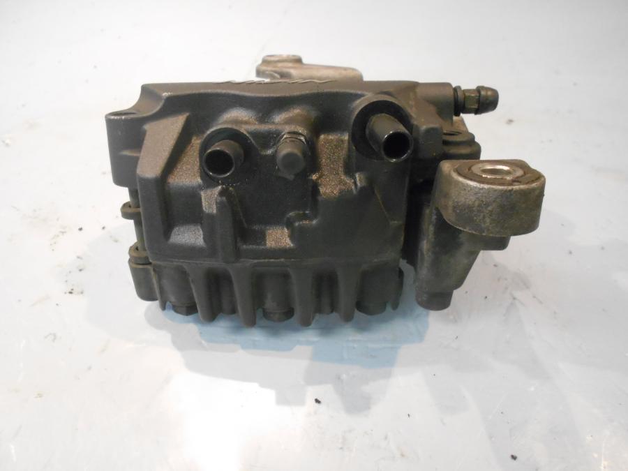 Baksidan på Bromsok från en Honda GL 1800 -2001 motorcykel.