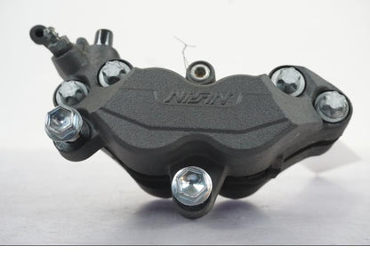 Baksidan på Bromsok från en Kawasaki Z 900 -2019 motorcykel.