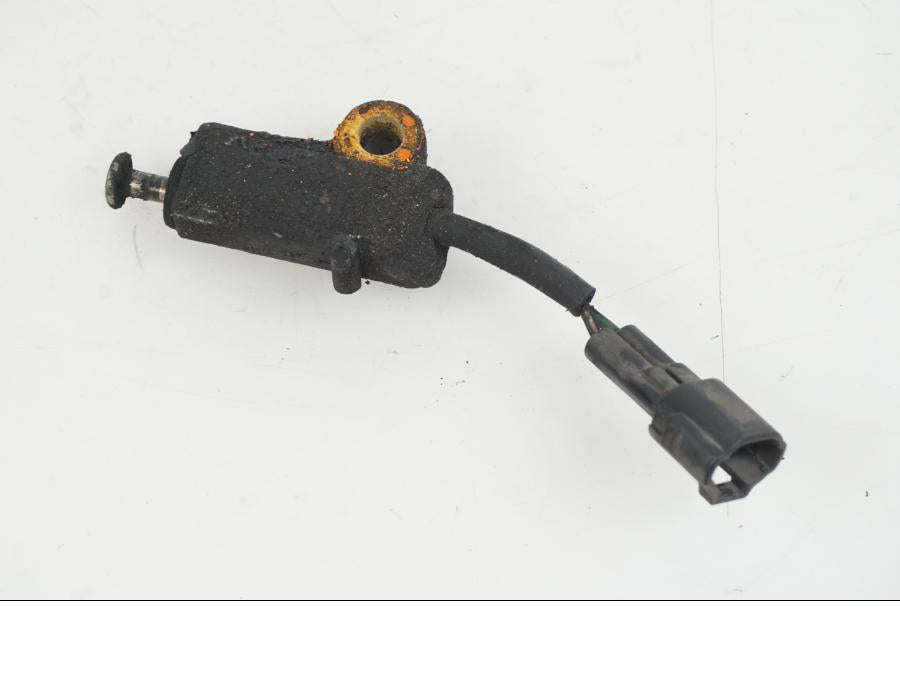 Snett nerifrån på Sidostödsbrytare från en Suzuki GSX-R 1000 -2007 motorcykel.