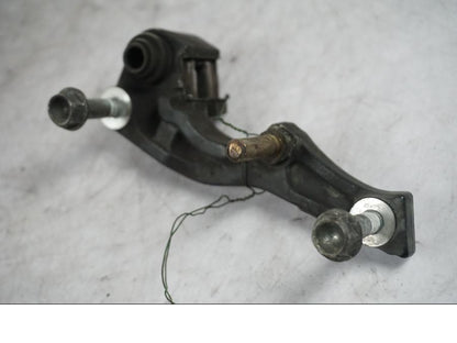 Framsidan på Bromsoksfäste från en Honda XRV 750 -1994 motorcykel.