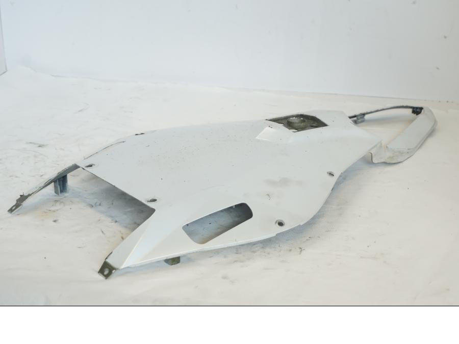 Baksidan på Undertail från en Yamaha YZF R6 -2006 motorcykel.